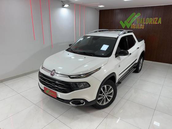 FIAT TORO 2.0 16V TURBO DIESEL VOLCANO 4WD AT9 FIAT TORO 2.0 16V TURBO DIESEL VOLCANO 4WD AT9
